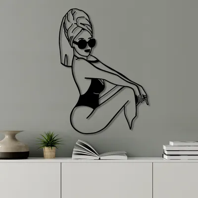 Produktbild von Wallity, Cool Woman, Dekoratives Wandaccessoire aus Metall, 100 % METALL, Schwarz, 50 x 70 cm
