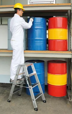 Produktbild von Günzburger Steigtechnik Stufen-Stehleiter beidseitig begehbar mit clip-step 2 x 7 Stufen - 041607