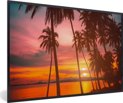 Produktbild von MuchoWow® Gerahmtes Poster Meer - Palme - Sonnenuntergang - Strand - Silhouette 90x60 cm - Poster mit Schwarzem Bilderrahmen Wandposter Rahmen Foto Bilder - Fotorahmen - Foto-Plakat
