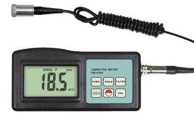 Trillingsmeter VM-6360 – Beschleunigung, Geschwindigkeit, Drehzahl