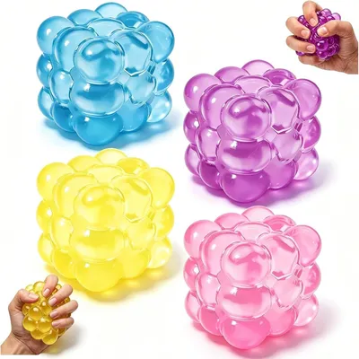 Produktbild von 4er Set Würfel Anti Stress Ball, Soft Bubble Quetschball, Slow Rising Fidget Spielzeug für Entspannung & Angstabbau, Geschenk für Kinder & Erwachsene