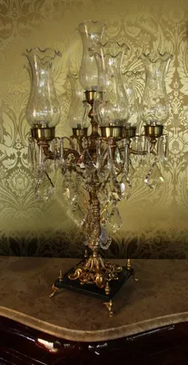 Produktbild von Casa Padrino Barock Kristall Hockerleuchte - H 86 cm - Antik Stil - Luxus Kollektion