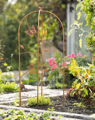 Produktbild von Rankhilfe "Schmetterling" aus Metall in Rost Optik, 104 cm hoch, Rankgerüst, Gartenstecker