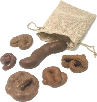 Immagine prodotto di 6 giocattoli realistici a forma di cacca, articoli scherzo, giocattoli a forma di cacca per Halloween, feste del pesce d'aprile e regalini
