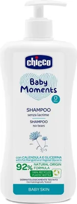 Obrázek produktu pro CHICCO Šampon na vlasy s dávkovačem Baby Moments 92 % přírodních složek 500 ml