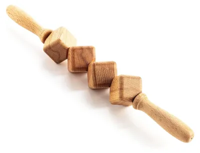 Produktbild von Anti-Cellulite Massagegerät mit Holzroller und Griff für Maderotherapie
