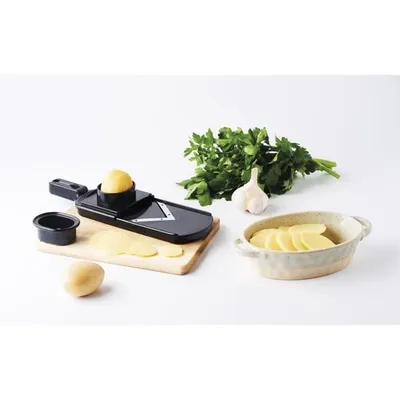 Produktbild von Mastrad Hand-Gemüsehobel mit V-Klinge, Gemüseschneider, Scheibenschneider, Hobel, Kunststoff, Inox-Stahl, Schwarz und Silber, F22000