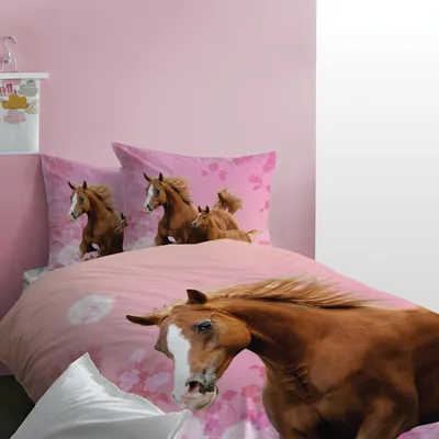 Produktbild von Pferde Bettwäsche Set 2-teilig aus 100% Baumwolle - Mädchenbettwäsche Rosa 135x200 80x80 cm mit Reißverschluss - Wendemotiv, Flanell,