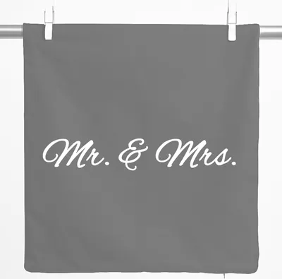 Produktbild von Huuraa Kissenbezug Mr. & Mrs. Schriftzug 40x40cm Steel Grey Baumwolle Dekokissenbezug Geschenkidee