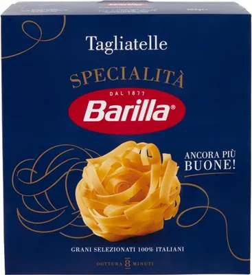 A box of Barilla Tagliatelle pasta.