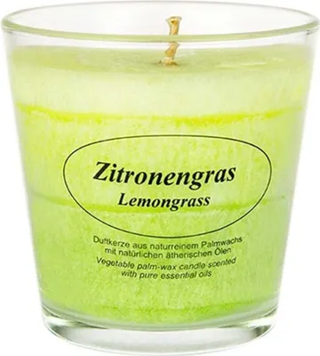 Image de Bougie parfumée à la citronnelle dans un verre