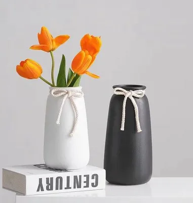 Zdjęcie produktu dla Ceramiczne wazony 20 cm, białe, matowe, do dekoracji wnętrz – idealne na kwiaty i trawę pampasową