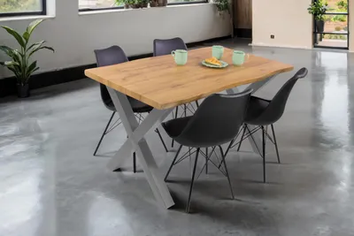 Produktbild von Esstisch Baumkante Holz-Optik Wildeiche 140 x 80 X-Gestell schwarz JOSY, KI-generiertes Bild