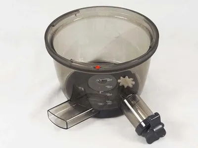 Zdjęcie produktu dla Wyciskarka do soków Kenwood z misą i pojemnikiem JMP80 JMP800