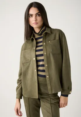 Produktbild von More & More Alcantara Shirt, olive leaf 0660 0660 42