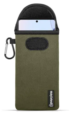 Productafbeelding van MobyDefend Hoesje - Geschikt voor  Motorola Edge 30 Ultra -  Neopreen Pouch Met Karabijnhaak - Insteek - Riemlus  - Groen