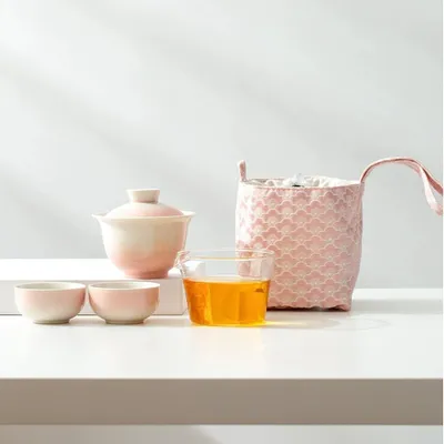 Produktbild von Omgoods – Tragbares Teeset aus Keramik mit Glasgefäß