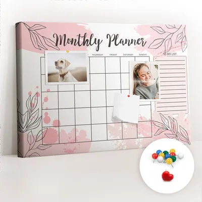 Produktbild von Korkwand mit Stecknadeln – Pinnwand mit Stecknadeln für Fotos und Notizen – 60x40 cm – 100 farbige Stecknadeln – Rosa Monatsplaner