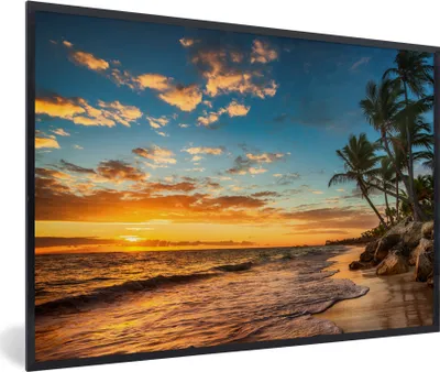 Produktbild von MuchoWow® Gerahmtes Poster Strand - Sonnenuntergang - Meer - Palme 90x60 cm - Poster mit Schwarzem Bilderrahmen Wandposter Rahmen Foto Bilder - Fotorahmen - Foto-Plakat