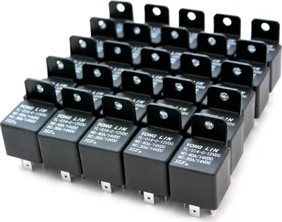 Produktbild von KFZ Relais 25 Stück 12V DC Serie 314-C Schließer/Öffner 5 Kontakte 40A/30A