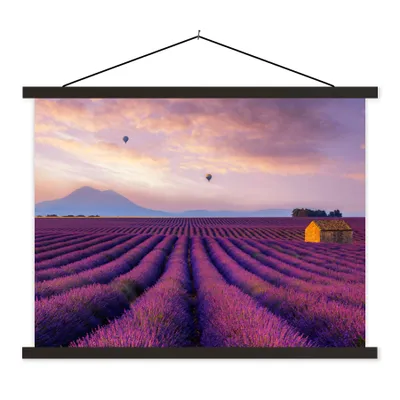 Produktbild von MuchoWow® Textilposter Lavendel - Heißluftballon - Berg - Lila 150x113 cm mit schwarzem Rahmen - Wohnzimmer