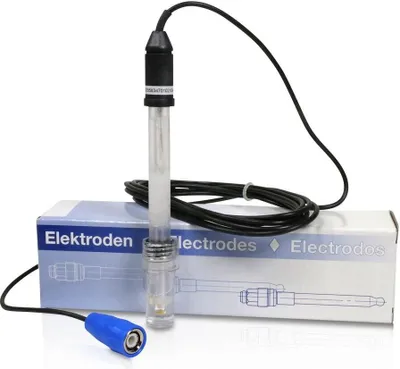 A product shot of a BAYROL Redox-Electrode Automatic Salt + Salt Relax with its packaging.