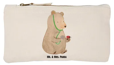 Produktbild von Mr. & Mrs. Panda Pouch Bär Arzt Größe S Klein - Weiß - Geschenk, Kulturtasche, Professor, Professorin, Kulturbeutel, Federtasche, Doktor, Ärztin, Teddy, Etui, Mäppchen