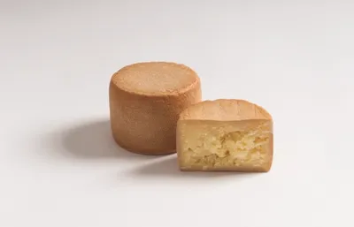 Produktbild von Deichkäse Gold Backensholz ca. 600 gr.