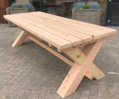 Produktbild von Premium Gartentisch aus Douglasie mit X-Tischgestell, 200x100 cm, Höhe 75 cm