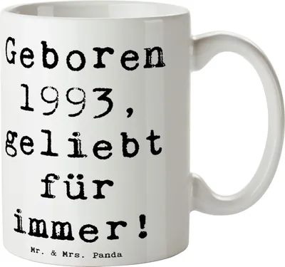 Produktbild von Mr. & Mrs. Panda Trinkbecher Spruch 1993 Geburtstag - Weiß - Geschenk, Henkelpott, Geboren, Jubiläum, Pott, kaffeetasse keramik, Erinnerungen, Kaffeebecher, Alter, Tasse