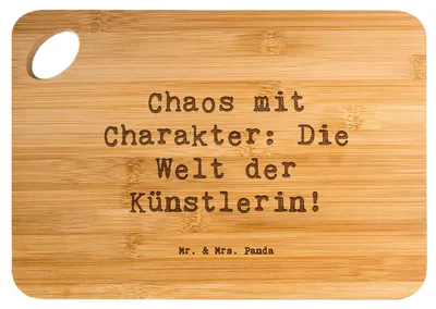 Produktbild von Mr. & Mrs. Panda Frühstücksbrett Spruch Künstlerin Chaos - Transparent - Geschenk, Kunstschaffende, Selbstständigkeit, Schneidebrett, Geschenke mit Herz, Berufsalltag