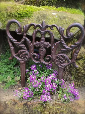 Produktbild von Einzäunung zur Einfriedung f. Rasenkante, Grünanlagen, Gartenteich, Beet Stecker