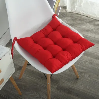 Produktbild von Set mit 2 superweichen, quadratischen Stuhlkissen mit Bändern – 40 x 40 cm, rot, für den Innen- und Außenbereich