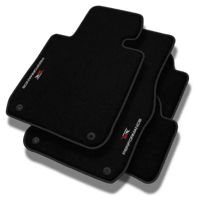 Immagine prodotto di Tappetini in velluto personalizzati per Toyota Avensis Verso dal 2001 al 2009 - Bianco e rosso