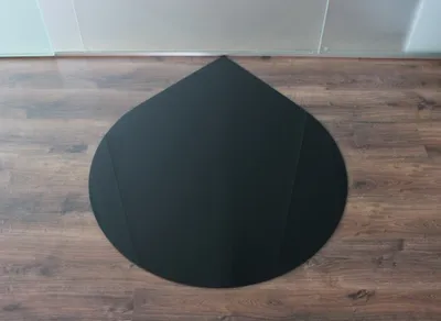 Produktbild von Tropfen 110cm schwarz - Funkenschutzplatte mit Dichtlippe