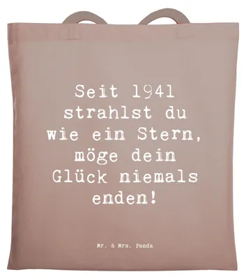 Produktbild von Mr. & Mrs. Panda Schultasche Spruch 1941 Geburtstag Stern - Braun Pastell - Geschenk, Happy Birthday, Geburtstagsglück, besondere Geschenke, Glückwunsch, Geburtsjahr