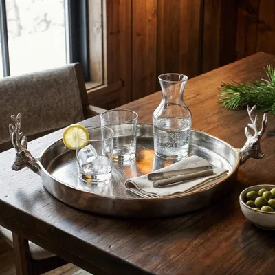 Produktbild von Tablett mit Hirschgriffen aus Aluminium, rund silbern, D.22 cm