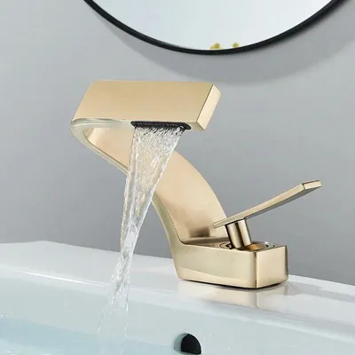 Produktbild von Badezimmer Wasserhahn - Waschtischarmatur - Aufsatzwaschbecken - Einhebel - Einlochmontage - Warm- und Kaltwasser - Keramikkartusche - Gebürsteter Edelstahl - Gold