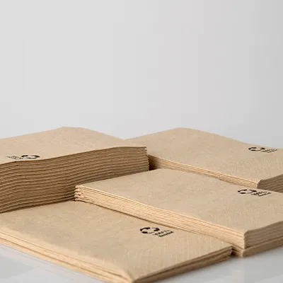 Produktbild von 25200 Servietten, 3-lagig 1/8-Falz 33 cm x 33 cm natur aus recyceltem Papier