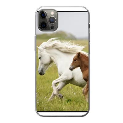 Produktbild von MuchoWow® Handyhülle Schutzhülle Hülle für iPhone 13 Pro Max Pferde - Tiere - Gras Silikon Softcase Handy Hülle - Mobiltelefon