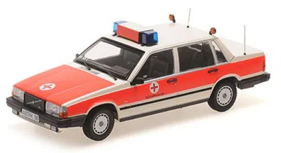 Image de Minichamps 1:18 VOLVO 740 GL - 1986 - DRK Aschaffenburg