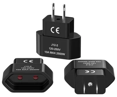 Imagen del producto de Set de 3 adaptadores de viaje para enchufes europeos a enchufes de Estados Unidos