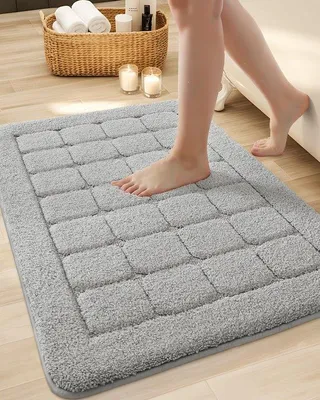 Produktbild von Ibenzoa® Badematte 61 x 92 cm – große rutschfeste Badmatte, weich & saugfähig, Polyester mit TPR-Anti-Rutschrücken, Grau