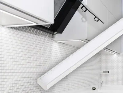 Produktbild von Aufbau Aluminiumprofil 1m 14x7 - weiß (Set aus 5 Stück)
