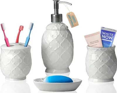 Produktbild von Famanu Badezimmeraccessoireset 4-teilig - Keramisches Set mit Seifenspender, Zahnbürstenhalter, Becher und Seifenschale