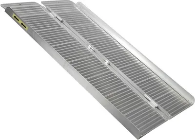 Produktbild von Datona - Auffahrrampe klappbar für Türschwellen - Rollstuhlrampe mobil und tragbar - Schwellenrampe 120x35x8 cm mit 70 cm Auffahrfläche rutschfest faltbar wie Koffer