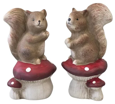 Produktbild von Eichhörnchen auf Fliegenpilz 13,5 cm – 2er Set aus Kunststein