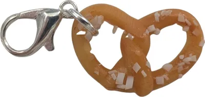 Produktbild von Brezel mit Salz  Charm Anhänger Wiesn Bettelanhänger Miniblings Brezn