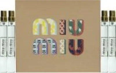 Produktbild von Miu Miu Les Eaux À La Mode Gift Set 2 x 10ml Head In The Clouds EDT + 10ml Daring Darling EDT + 10ml Eyes On Me EDT