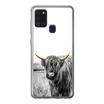 Produktbild von MuchoWow® Handyhülle Schutzhülle Hülle für Samsung Galaxy A21s Schottischer Highlander - Gold - Schwarz - Weiß Silikon Softcase Handy Hülle - Hartschale